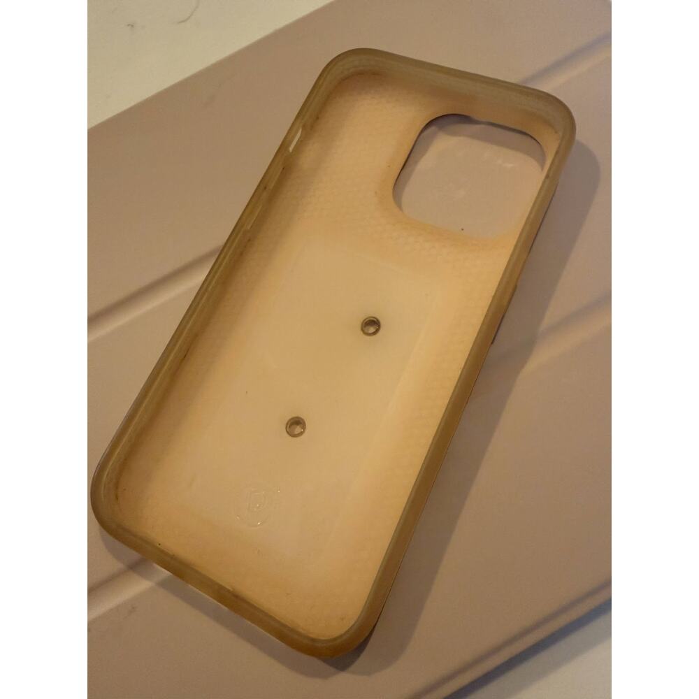 Sand Dollar Checkered Loopy Case - iPhone 12/12Pro - Picture 5 of 5